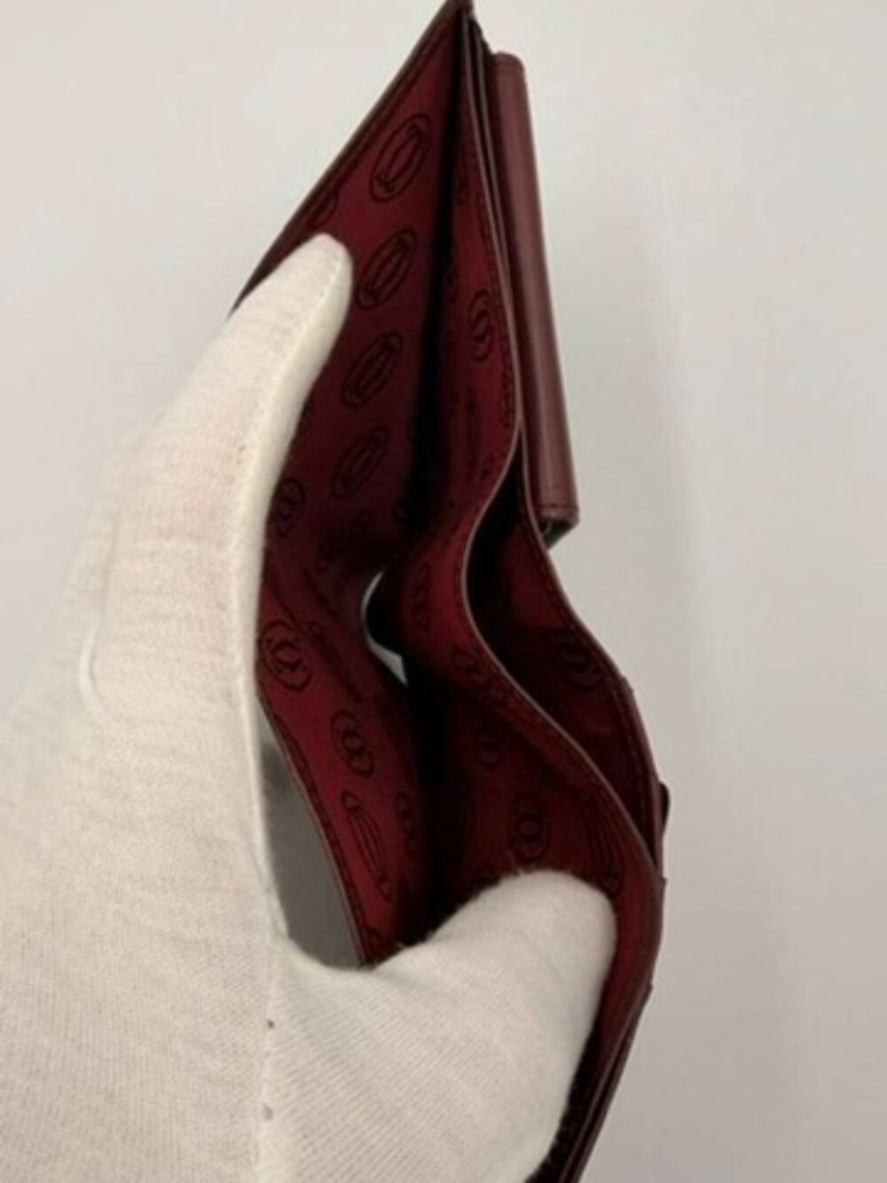 Cartier Must De Cartier Bifold Wallet — Burgundy - Picture 8 of 8